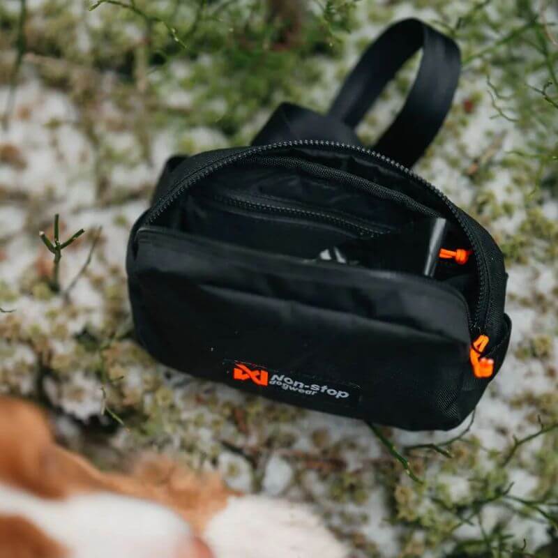 Non-stop dogwear Trail quest vyölaukku, musta